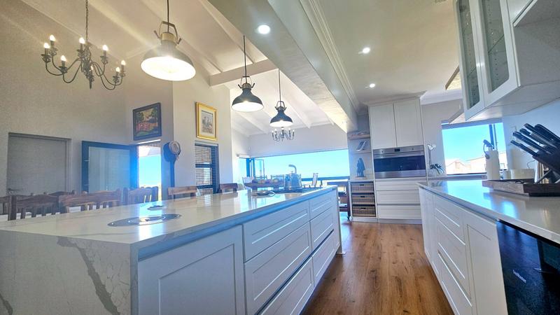 3 Bedroom Property for Sale in Dana Bay Western Cape